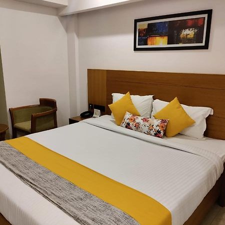 Hotel Park Residency Calicut Экстерьер фото