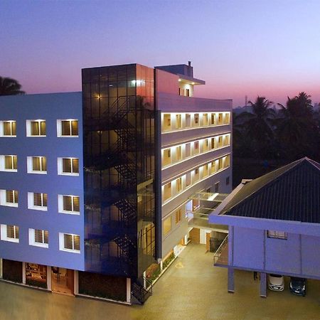 Hotel Park Residency Calicut Экстерьер фото