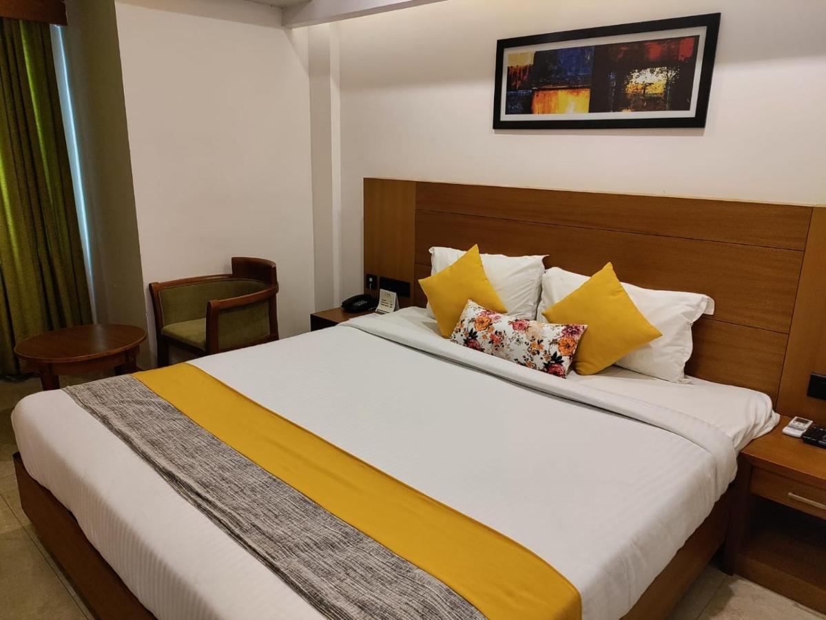 Hotel Park Residency Calicut Экстерьер фото