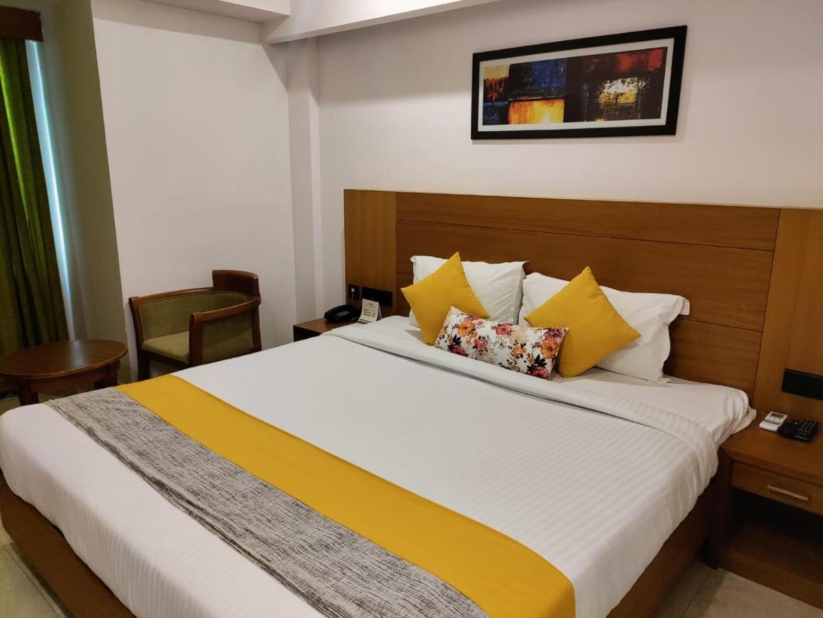Hotel Park Residency Calicut Экстерьер фото