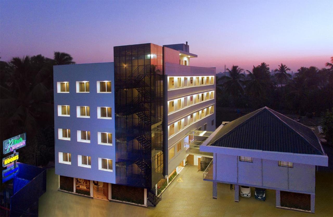 Hotel Park Residency Calicut Экстерьер фото