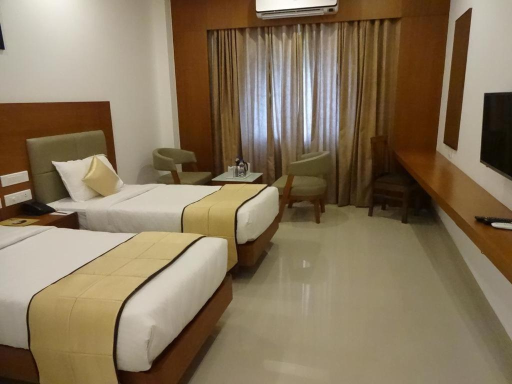 Hotel Park Residency Calicut Экстерьер фото