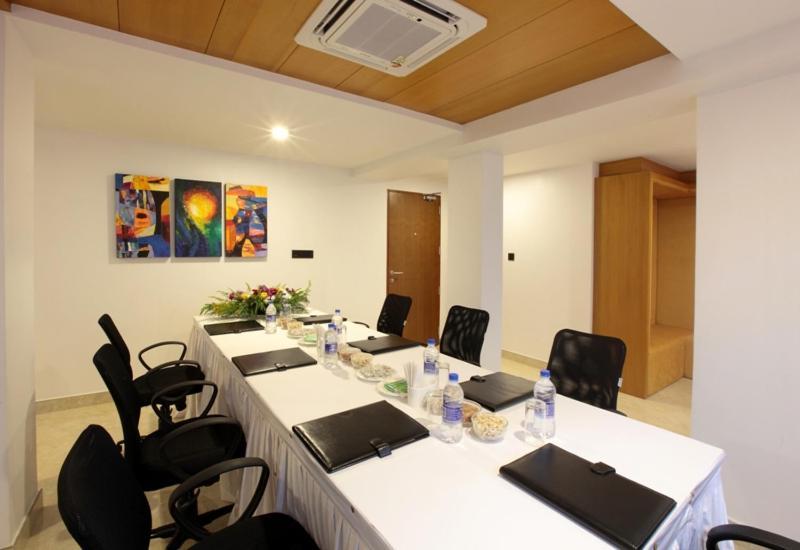 Hotel Park Residency Calicut Экстерьер фото